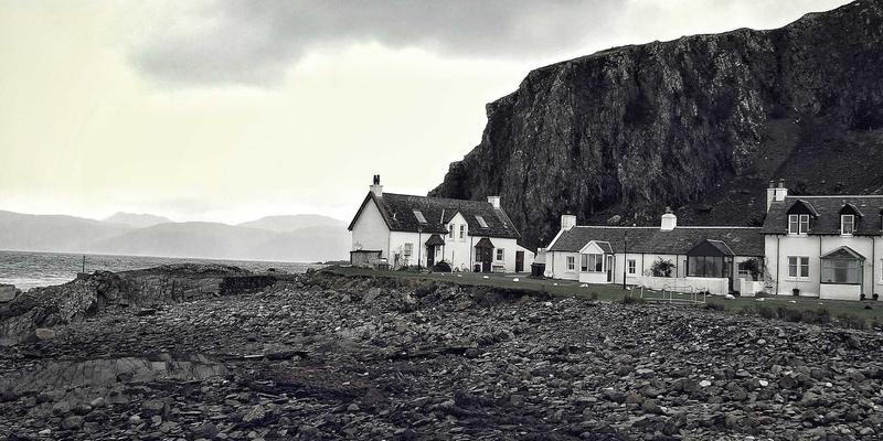 光伏支架铝合金压铸件：户外耐腐蚀结构与快速安装系统的工业配件创新