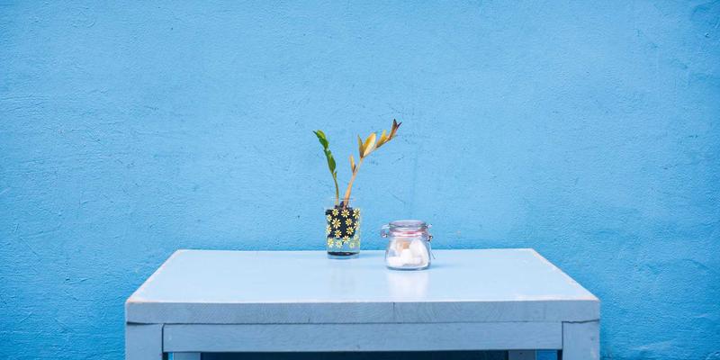 医疗器械精密五金件：手术器械不锈钢材料的生物相容性与灭菌要求解析