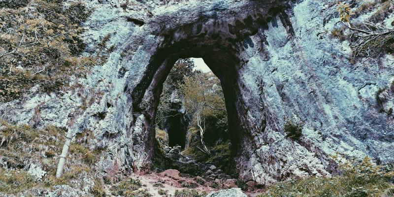 绿色智造新篇章：环保趋势下五金制品的绿色电镀与可回收材料应用