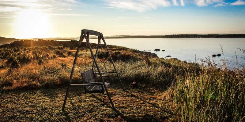 高铁车厢连接件五金系统：高强度螺栓防松与振动疲劳寿命深度解析
